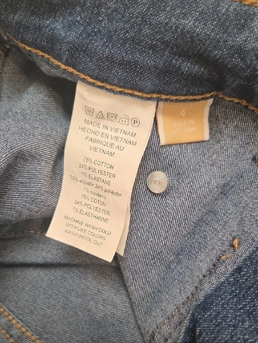 Michael Kors Women's Front Pocket Cropped Straight-Leg Jeans w/ Gold Buttons (4)